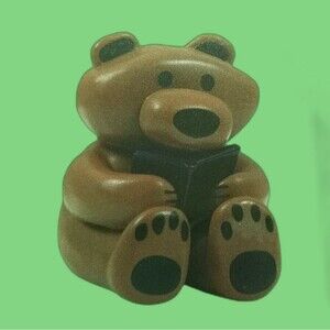 Daisuke Kondo Bear reading a book figurine